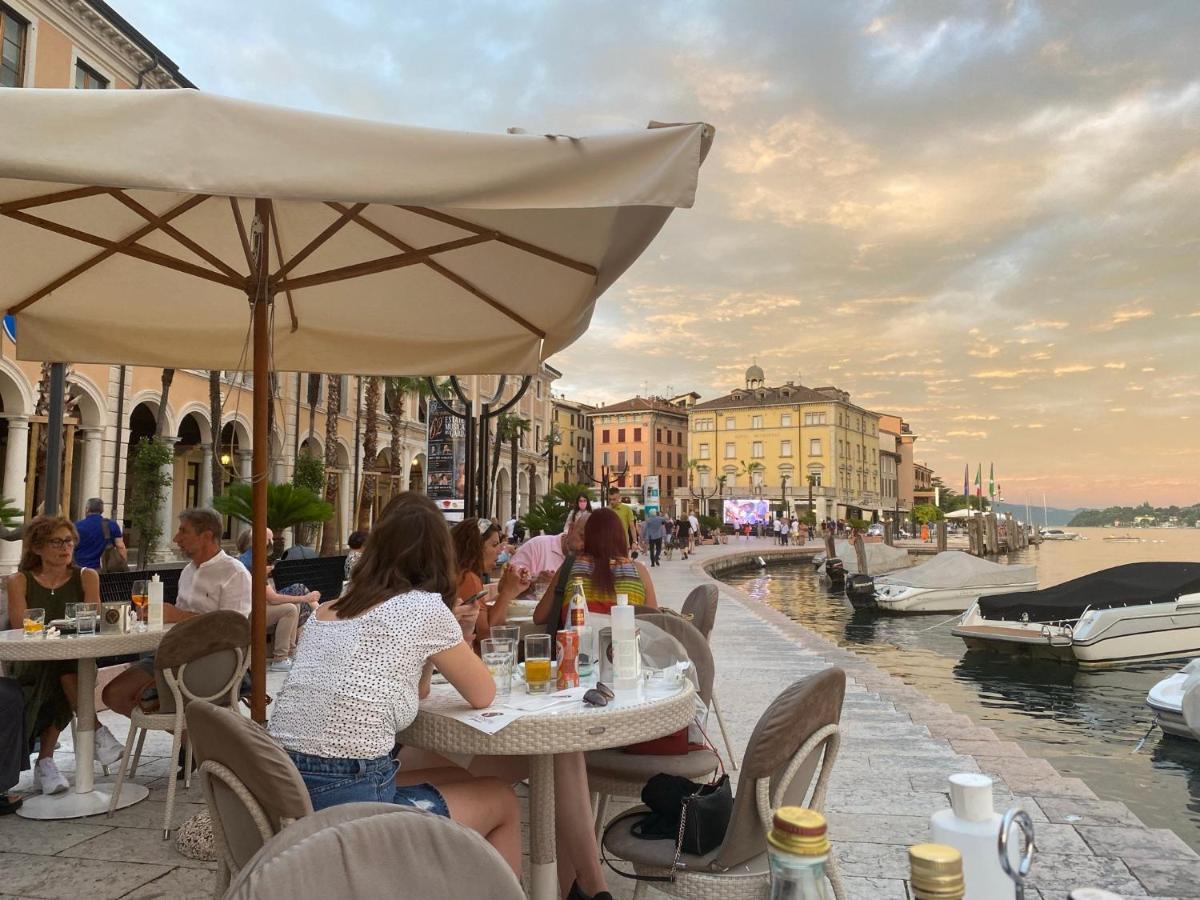Violetta Maison, Elegante E Romantica A Salo' Daire Dış mekan fotoğraf
